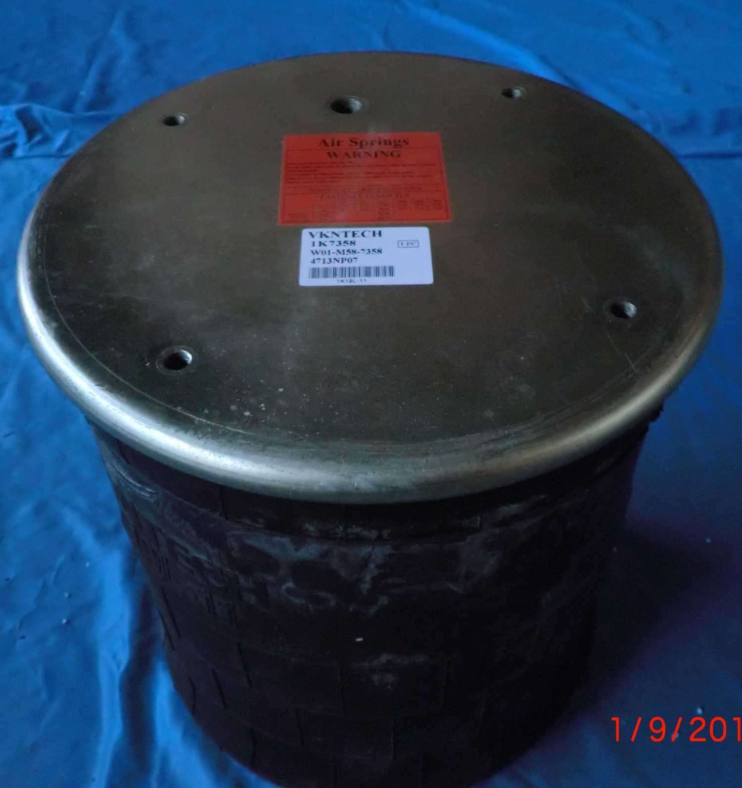 Пневмоподушка VKNTECH со стаканом SCANIA 4813NP07/1R14-727
