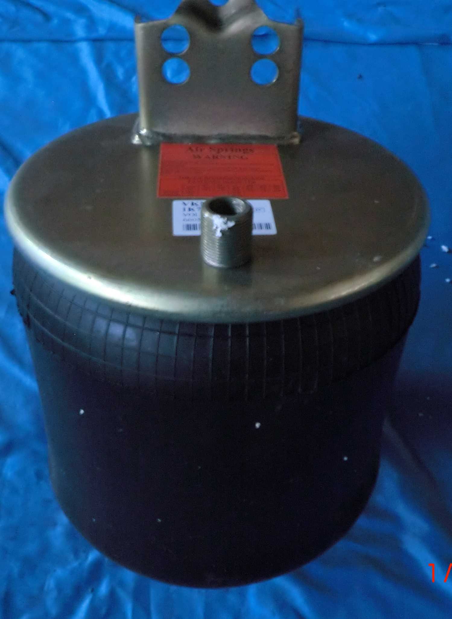 Пневмоподушка VKNTECH со стаканом VOLVO 6605NP01/1R11-805